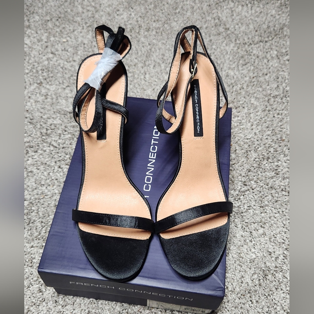 NEW French Connection Tessa Satin Ankle Strap Heel Size 10